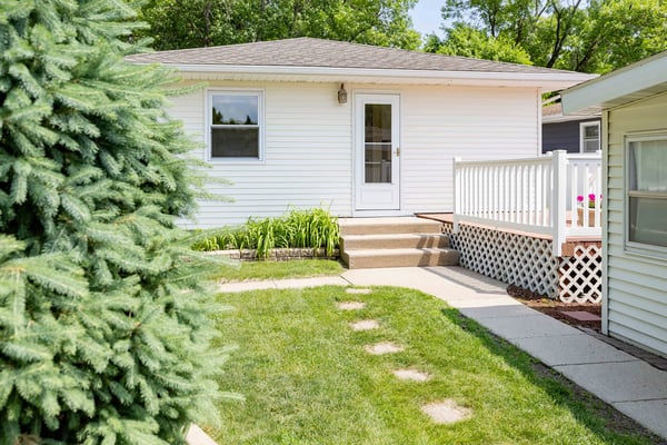 618 5th St SE, East Grand Forks, MN