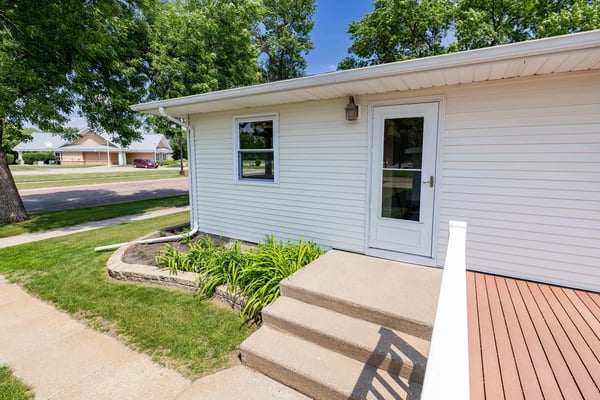 618 5th St SE, East Grand Forks, MN