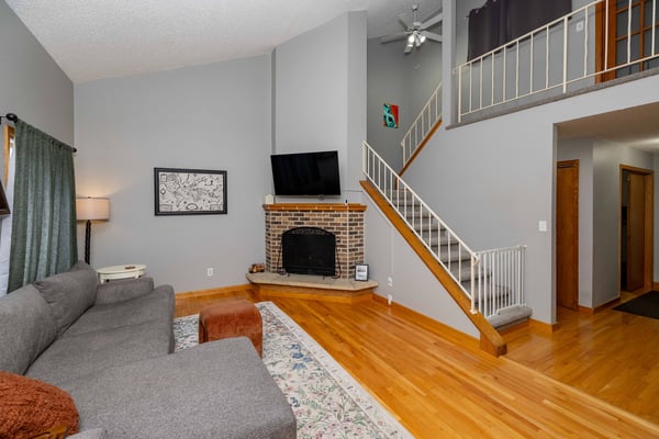 22 VAIL Circle, Grand Forks, ND