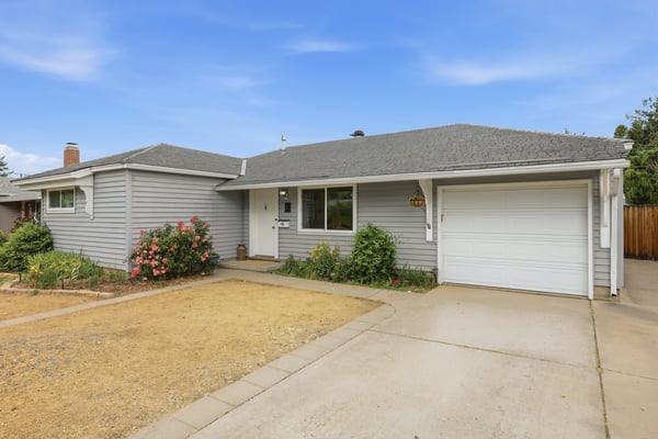 2 East O Street, Sparks, NV