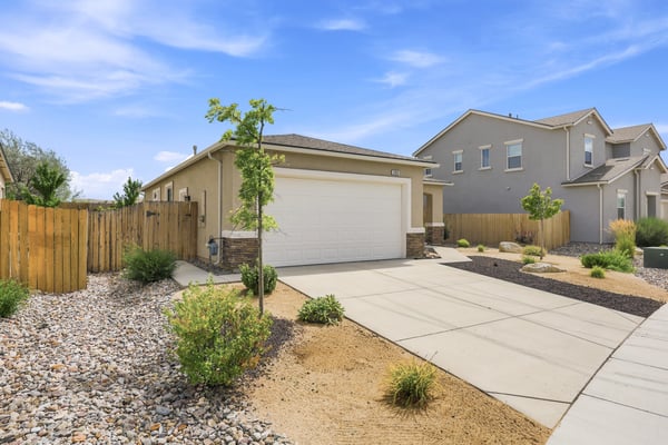 905 Estuary Circle, Reno, NV
