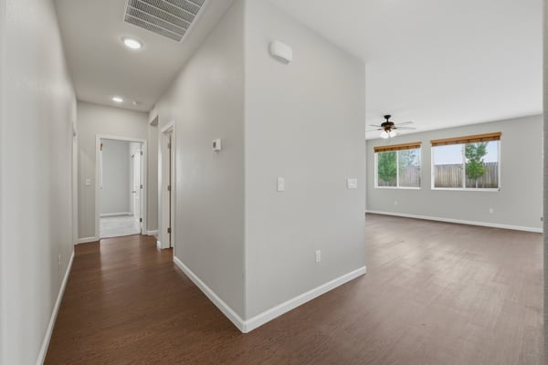 905 Estuary Circle, Reno, NV
