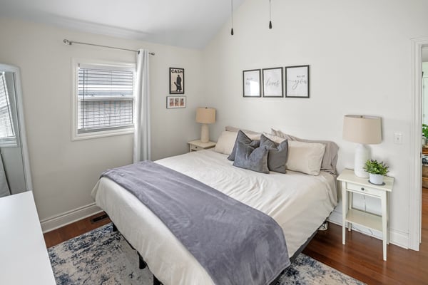 5402 Young St, Harwood, ON