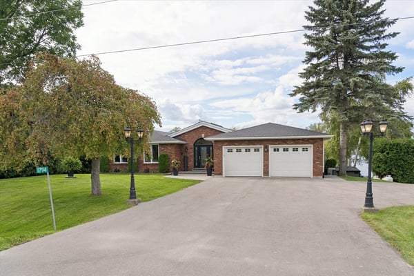 1794 Westview Point Rd, Selwyn, ON