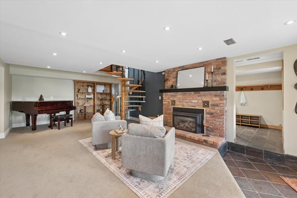 1794 Westview Point Rd, Selwyn, ON