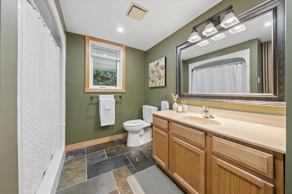 1794 Westview Point Rd, Selwyn, ON