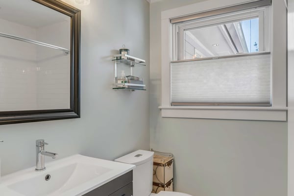 Secondary Bath