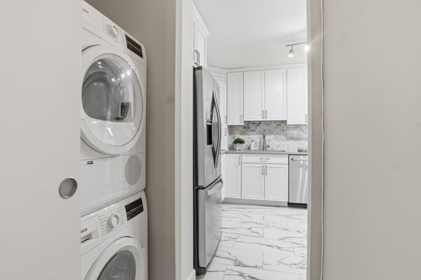 205 Yoakum Parkway, 1724, Alexandria, VA