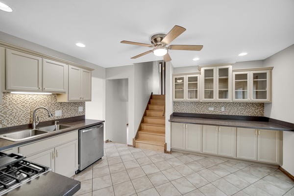 16424 Maplewood Ct, Tinley Park, IL