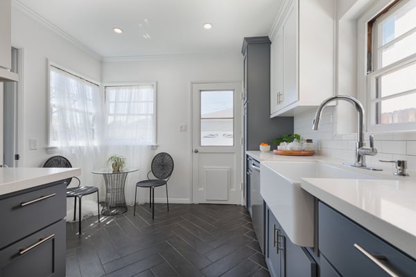 829 N Lima St., Burbank, CA
