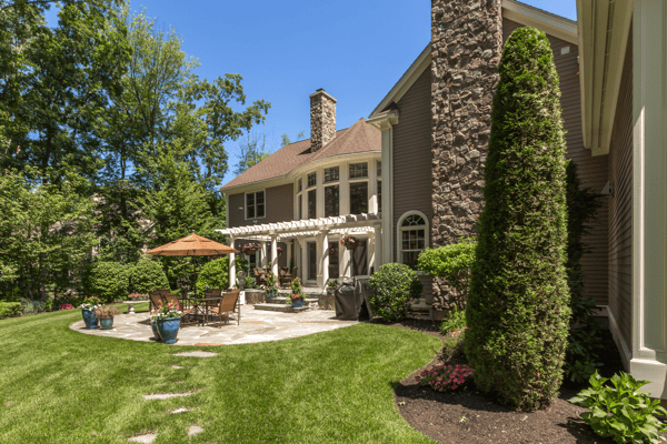 21 Douglas Road, Lexington, MA