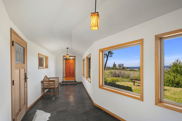 38104 Hillview Lane NE, Hansville, WA
