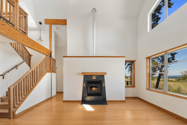 38104 Hillview Lane NE, Hansville, WA