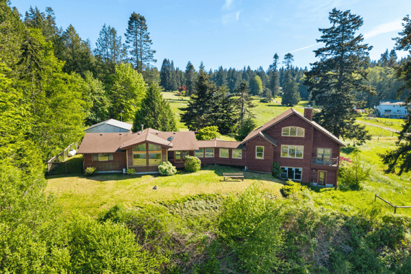 38104 Hillview Lane NE, Hansville, WA