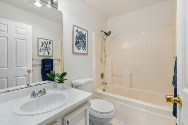 23824 66th Ave South, L104, Kent, WA