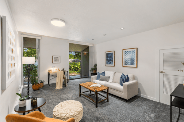 13772 NE 60th Street, 180, Redmond, WA