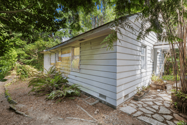 9525 7th Ave NW, Seattle, WA