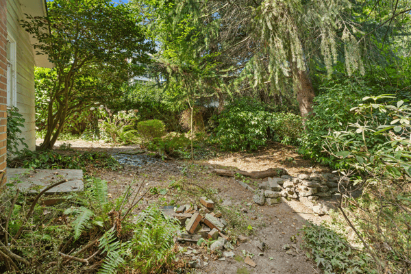 9525 7th Ave NW, Seattle, WA