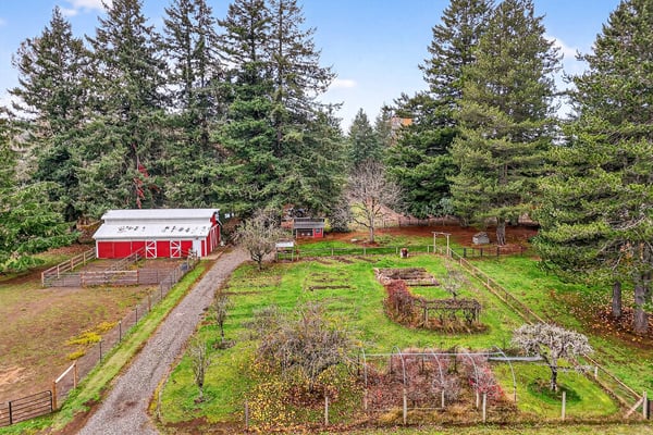 37902 SE Porter Road, Estacada, OR