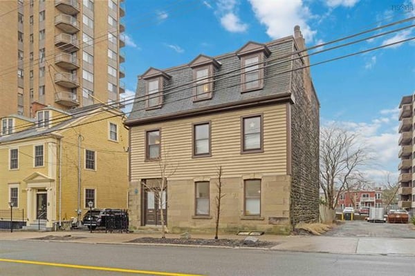 Fabulous Downtown Halifax Location with 2500 sf under $800,000!!