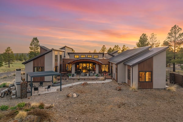 Stunning Mountain Modern on 4 Acres in Lockett Ranches