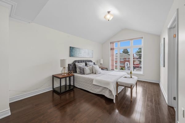 133 Park St, Toronto, ON