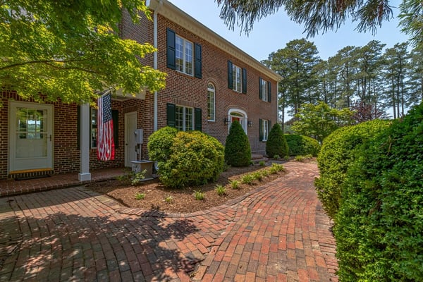 430 Harveys Neck Road, Wicomico Church, VA