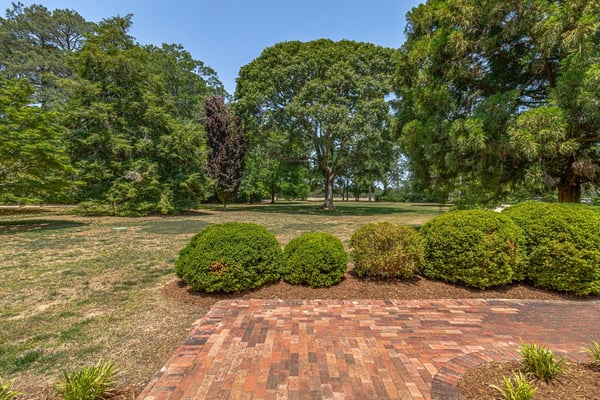 430 Harveys Neck Road, Wicomico Church, VA