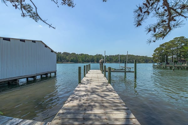 430 Harveys Neck Road, Wicomico Church, VA