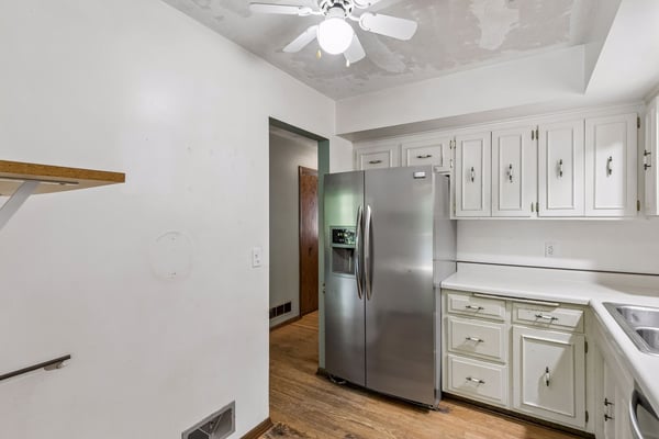 2666 Mackubin St, Roseville, MN
