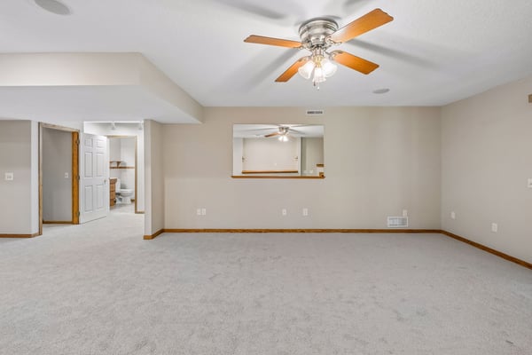 4020 Kindred Way, Lake Elmo, MN
