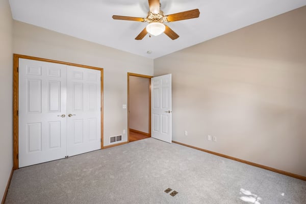 4020 Kindred Way, Lake Elmo, MN