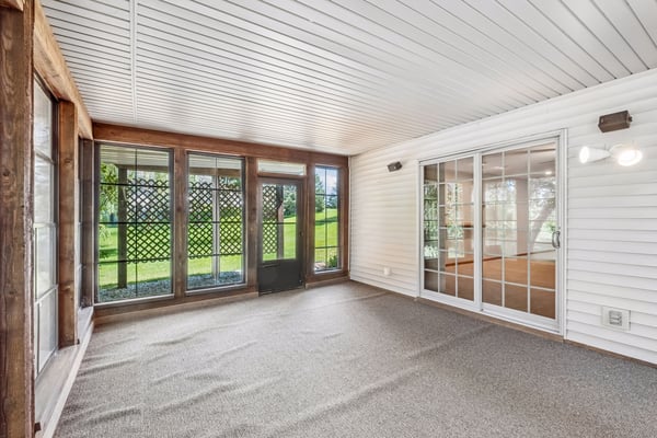 4020 Kindred Way, Lake Elmo, MN