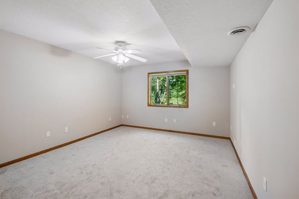 4020 Kindred Way, Lake Elmo, MN