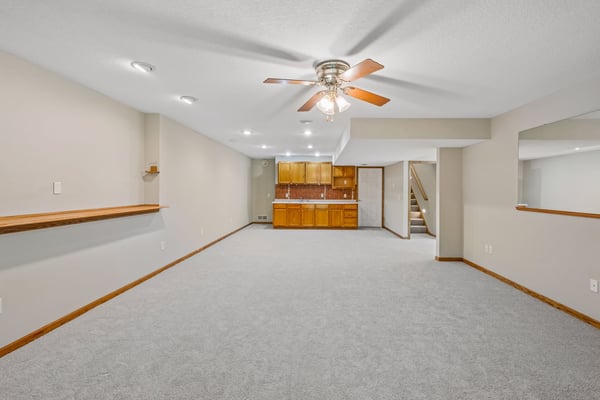 4020 Kindred Way, Lake Elmo, MN