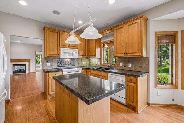 4020 Kindred Way, Lake Elmo, MN