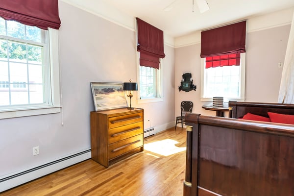 19 Main Street, New Ipswich, NH