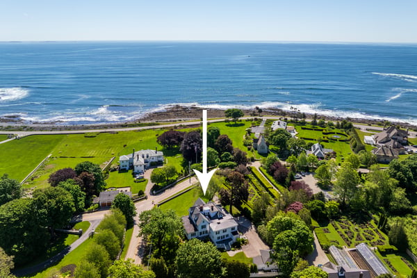12 Willow Avenue, North Hampton, NH