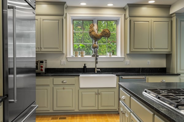 12 Willow Avenue, North Hampton, NH