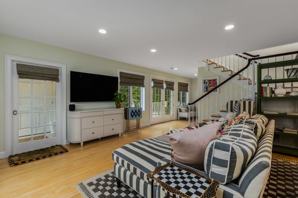 12 Willow Avenue, North Hampton, NH