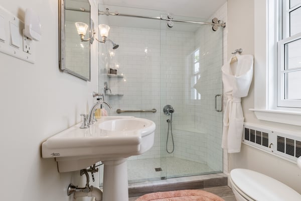 12 Willow Avenue, North Hampton, NH