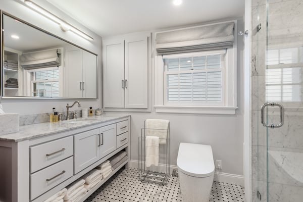 12 Willow Avenue, North Hampton, NH