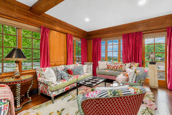12 Willow Avenue, North Hampton, NH