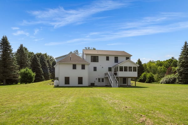 9 French Cross Rd, Madbury, NH