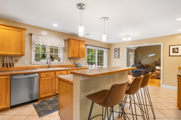 33 Piscataqua Road, Dover, NH