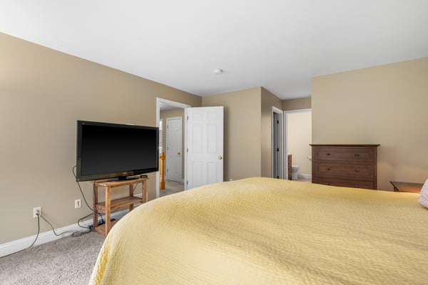 33 Piscataqua Road, Dover, NH
