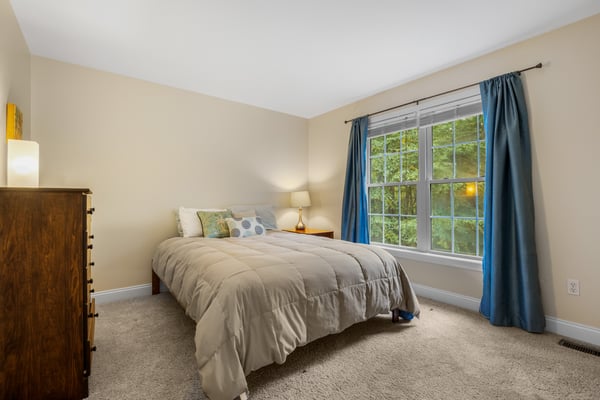 33 Piscataqua Road, Dover, NH