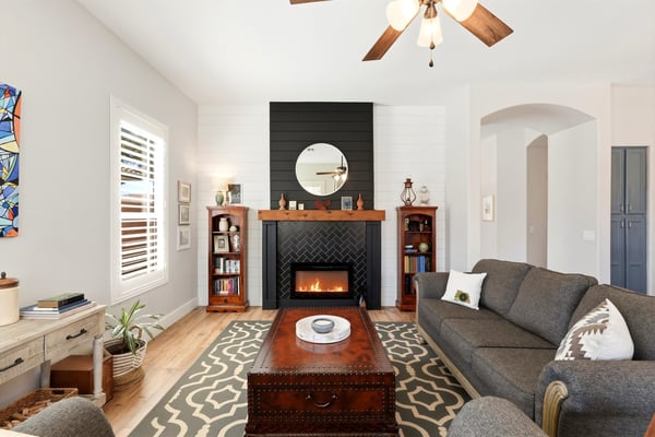 287 W Oxford Ln, Gilbert, AZ