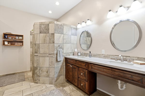 287 W Oxford Ln, Gilbert, AZ