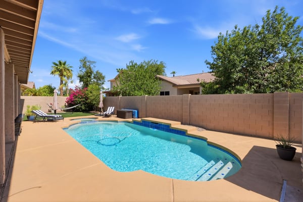 287 W Oxford Ln, Gilbert, AZ